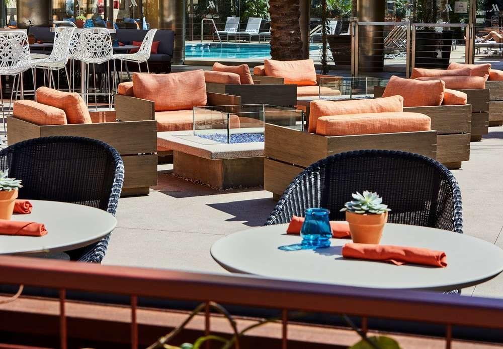 Angeles Marriott Airport 4*